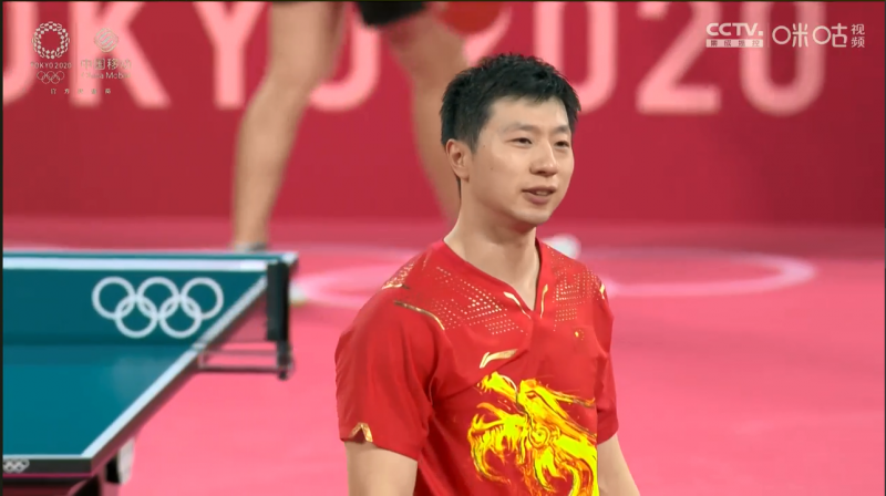 他们坚持自 他们坚持自